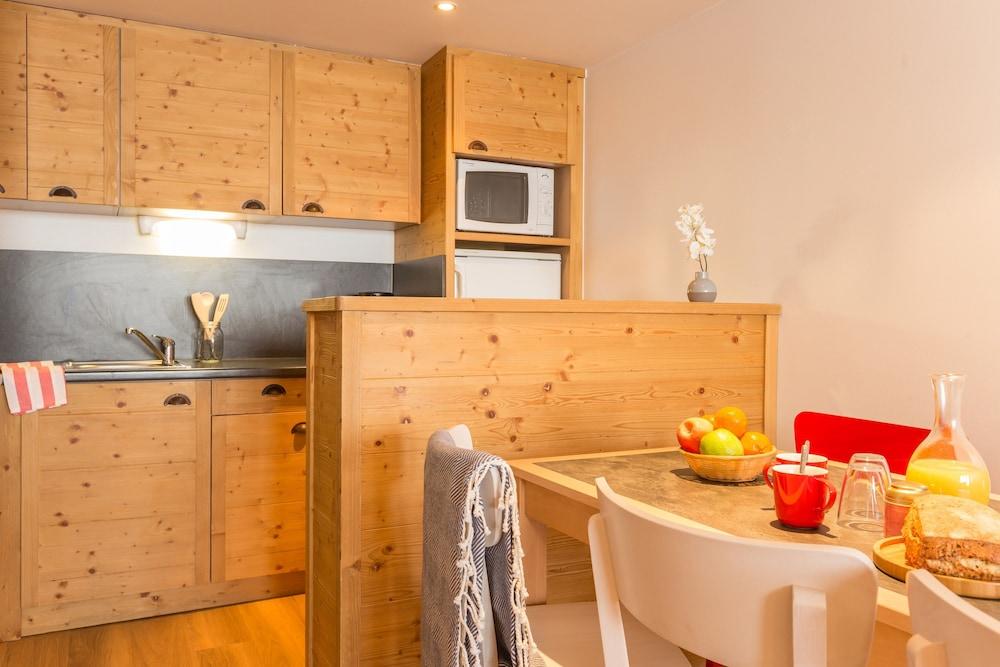 Residence Pierre & Vacances Aconit Сен-Мартен-дьо-Белвил Екстериор снимка