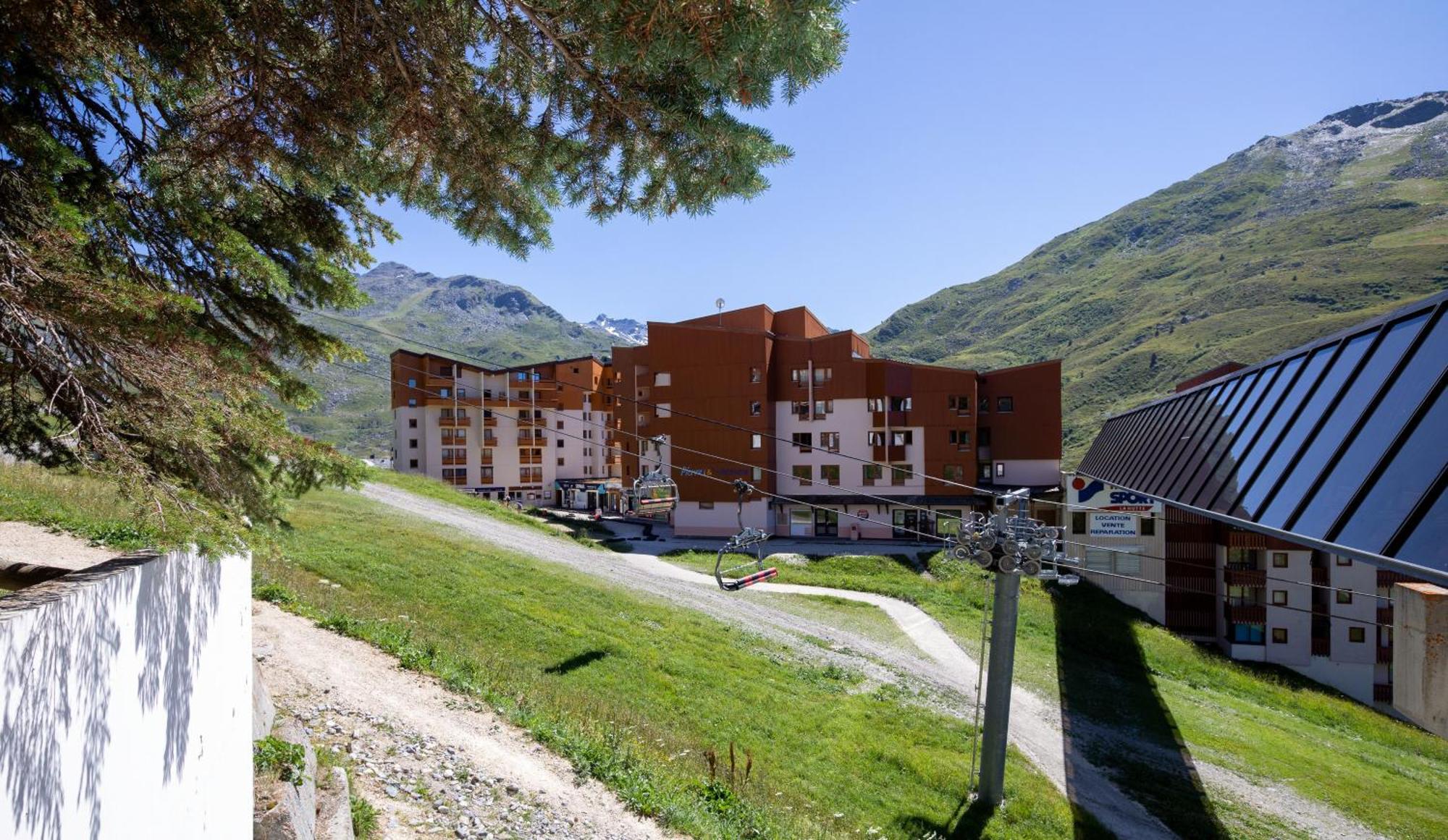 Residence Pierre & Vacances Aconit Сен-Мартен-дьо-Белвил Екстериор снимка