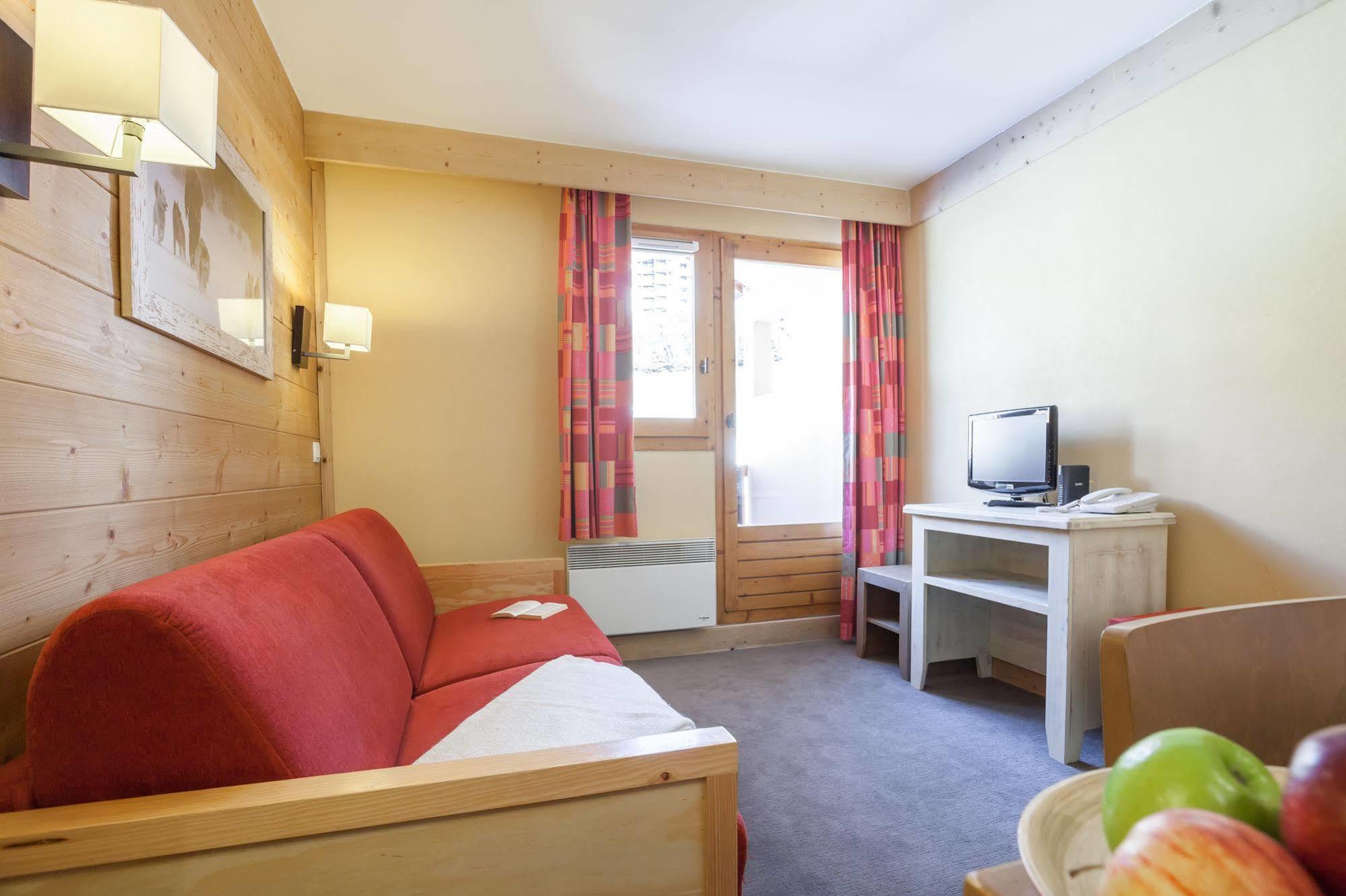 Residence Pierre & Vacances Aconit Сен-Мартен-дьо-Белвил Екстериор снимка
