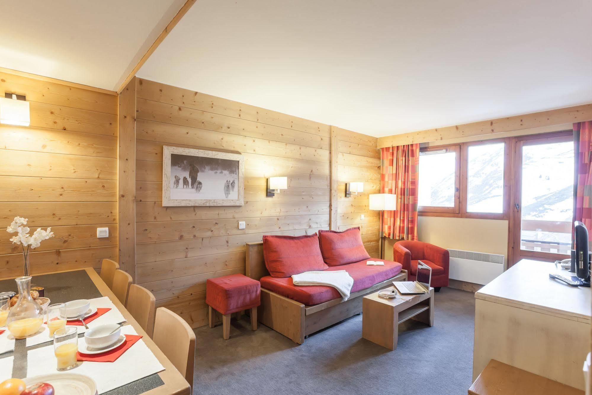 Residence Pierre & Vacances Aconit Сен-Мартен-дьо-Белвил Екстериор снимка