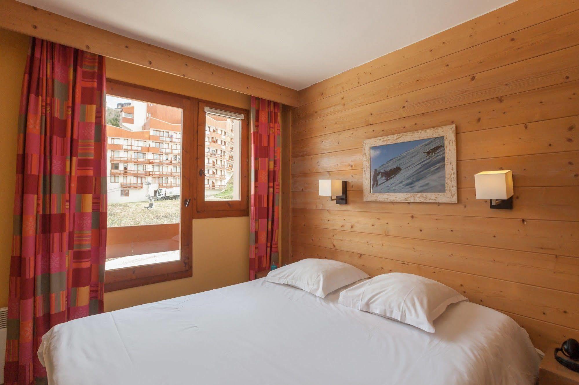 Residence Pierre & Vacances Aconit Сен-Мартен-дьо-Белвил Екстериор снимка