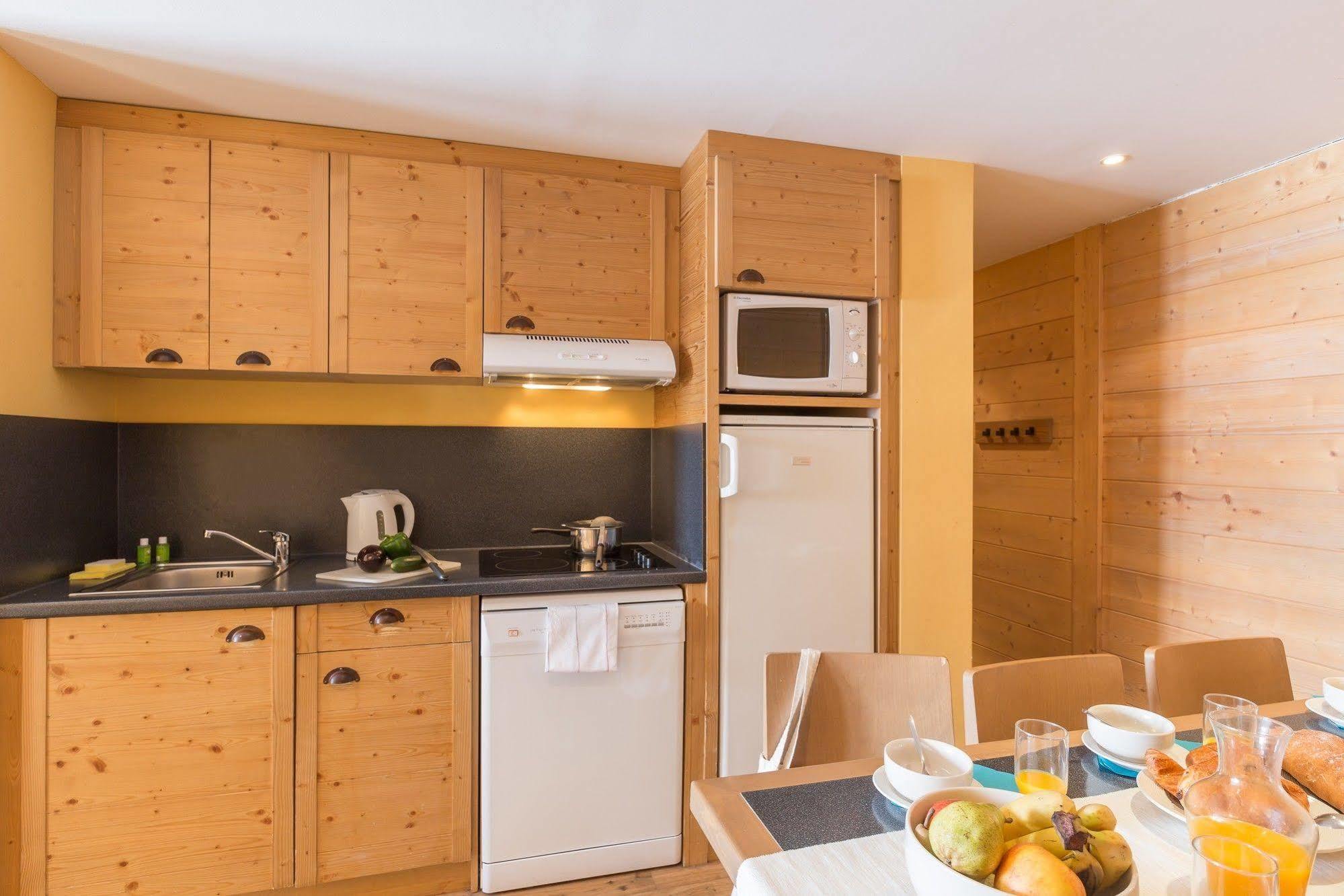Residence Pierre & Vacances Aconit Сен-Мартен-дьо-Белвил Екстериор снимка